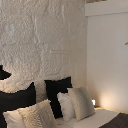 Apartment Invite - City Center - Bonjardim