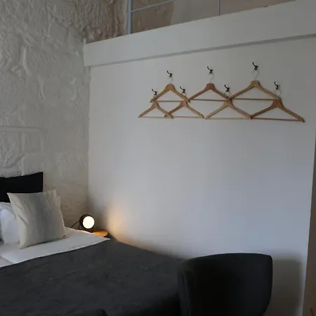 Apartment Invite - City Center - Bonjardim