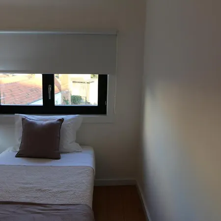 Invite - City Center - Bonjardim Apartment *